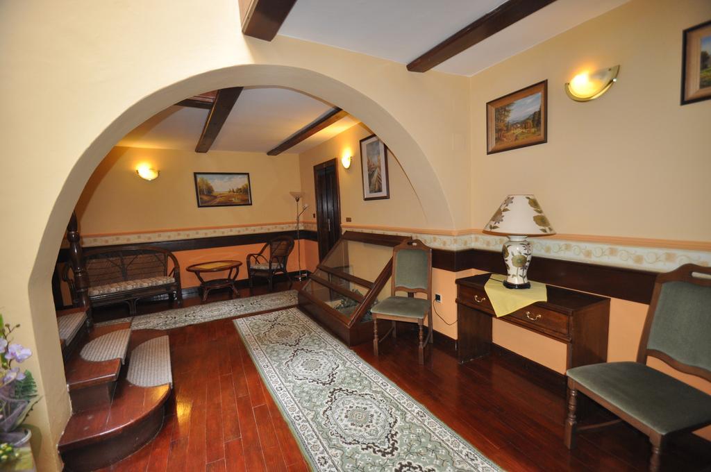 Hotel Barbakan Levoca Bagian luar foto