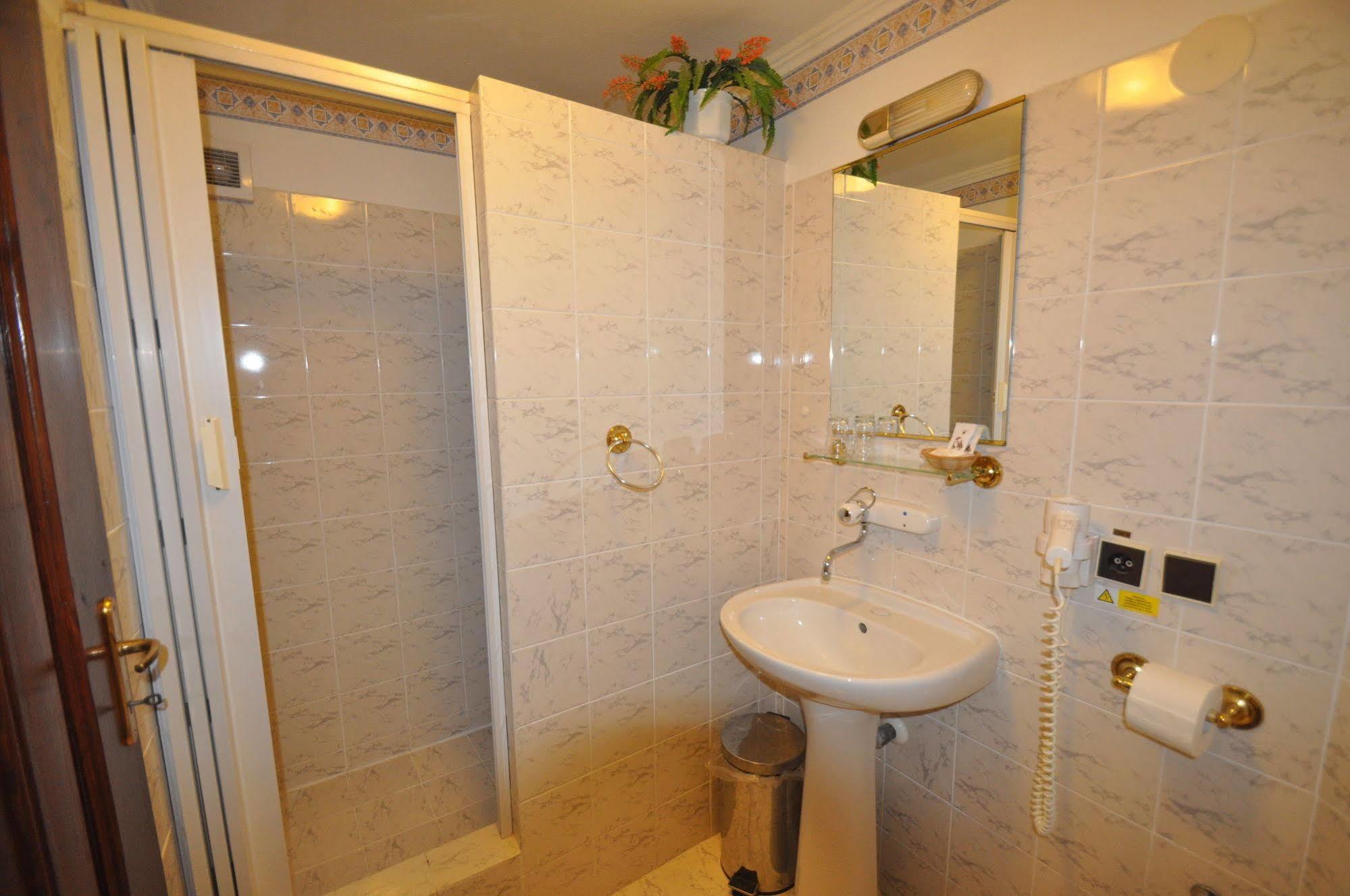 Hotel Barbakan Levoca Bagian luar foto