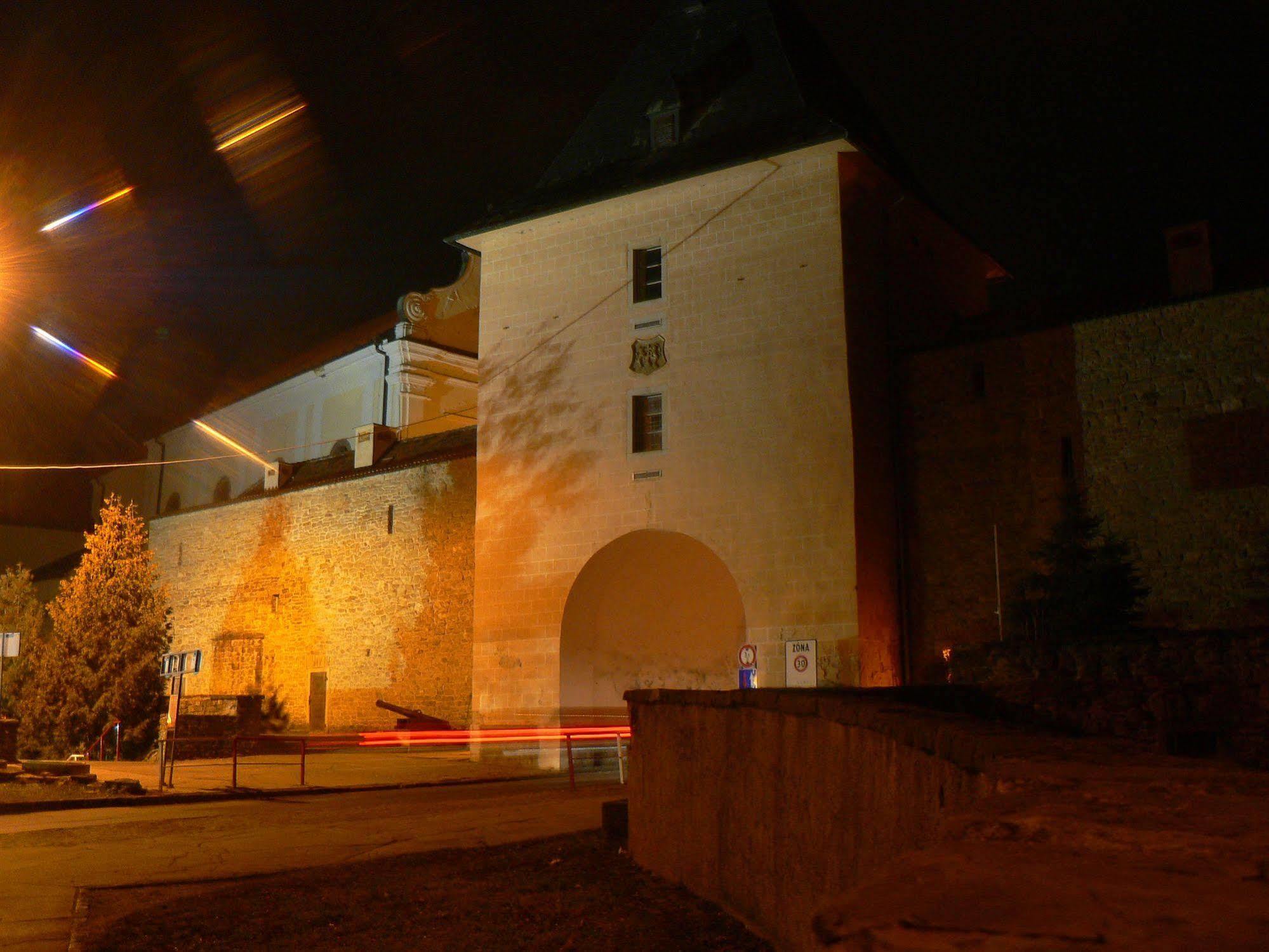 Hotel Barbakan Levoca Bagian luar foto