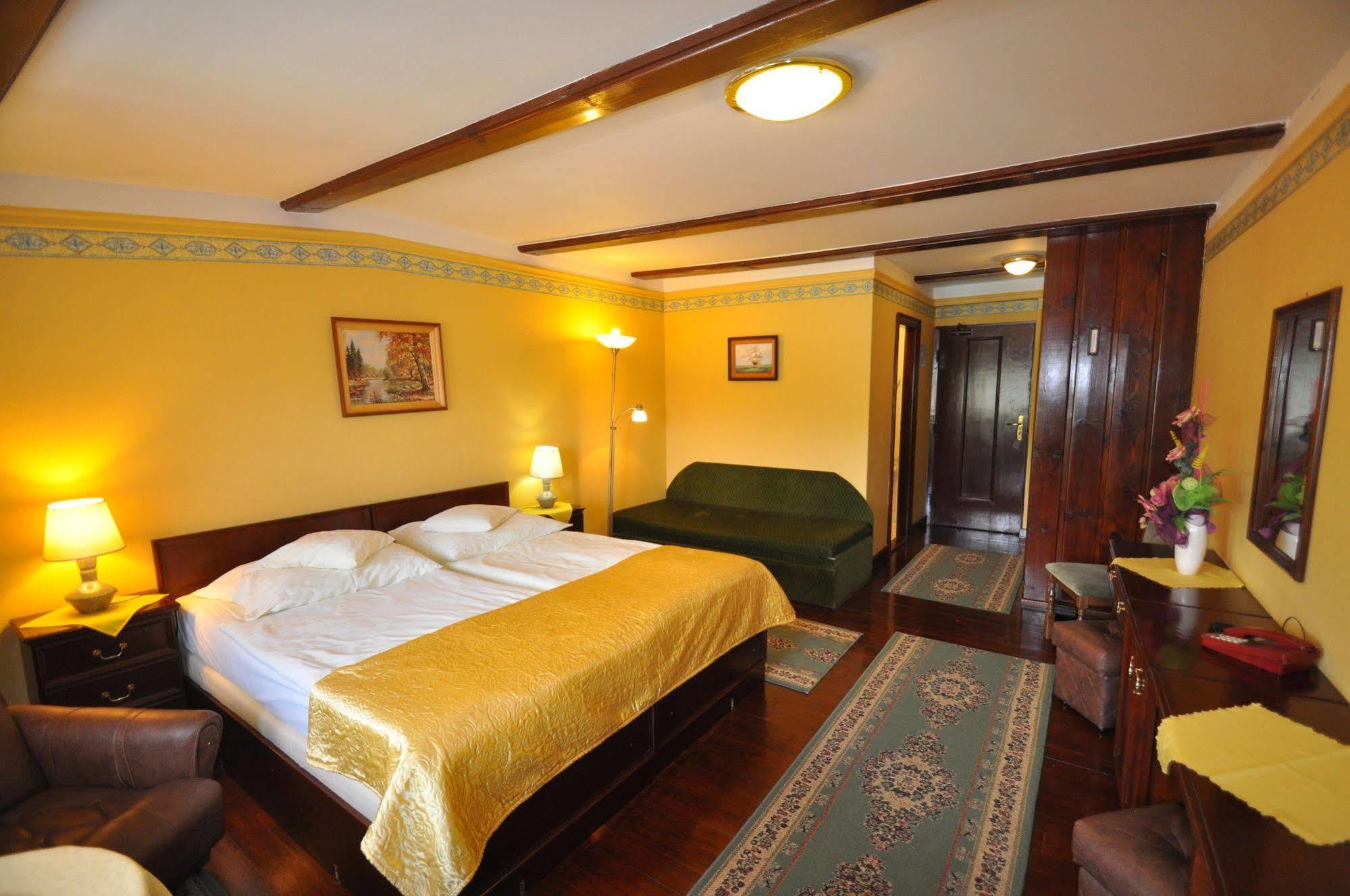 Hotel Barbakan Levoca Bagian luar foto